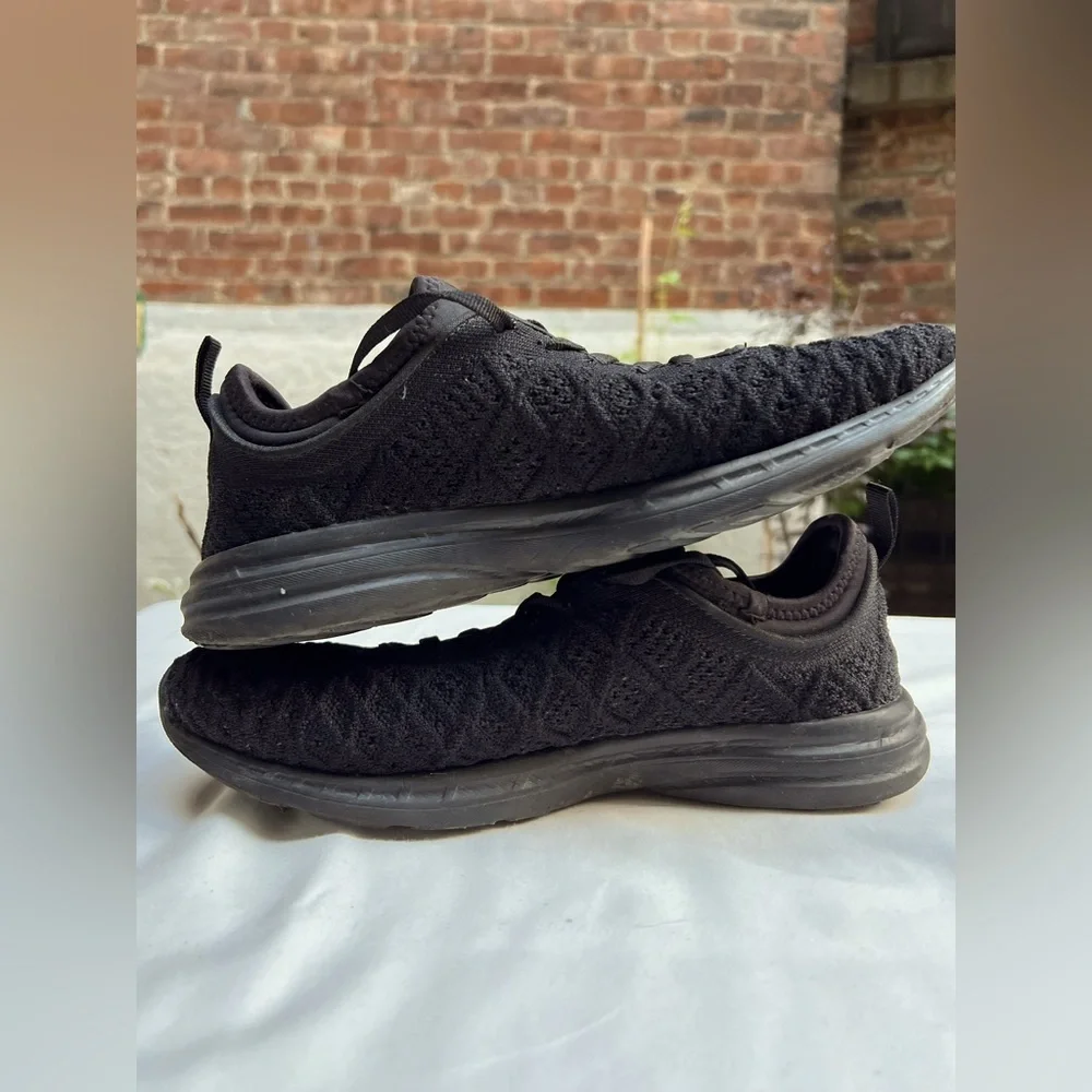 APL Techloom Phantom Sneakers